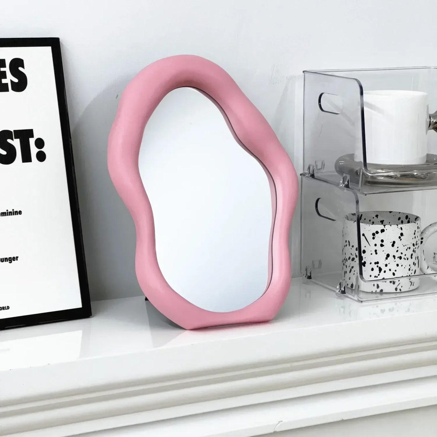 Espejo de maquillaje curvado europeo, espejo Irregular creativo, adornos de dormitorio, decoración del hogar, tocador decorativo